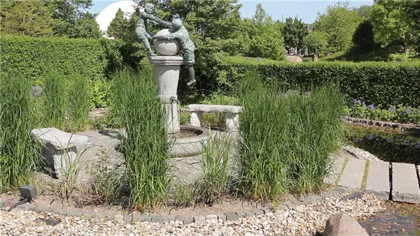 Gartengestaltung - Wasser- und Skulpturengarten (thumbnail)