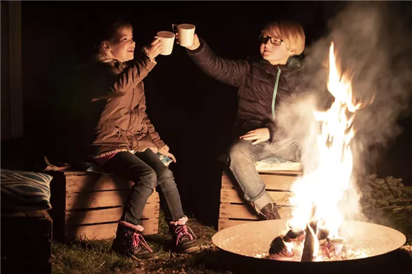 Feuerstellen, Feuerkörbe und Co.